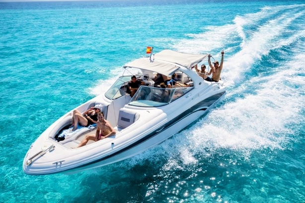 Yate rápido Sea Ray 290 Sundeck Torrevieja